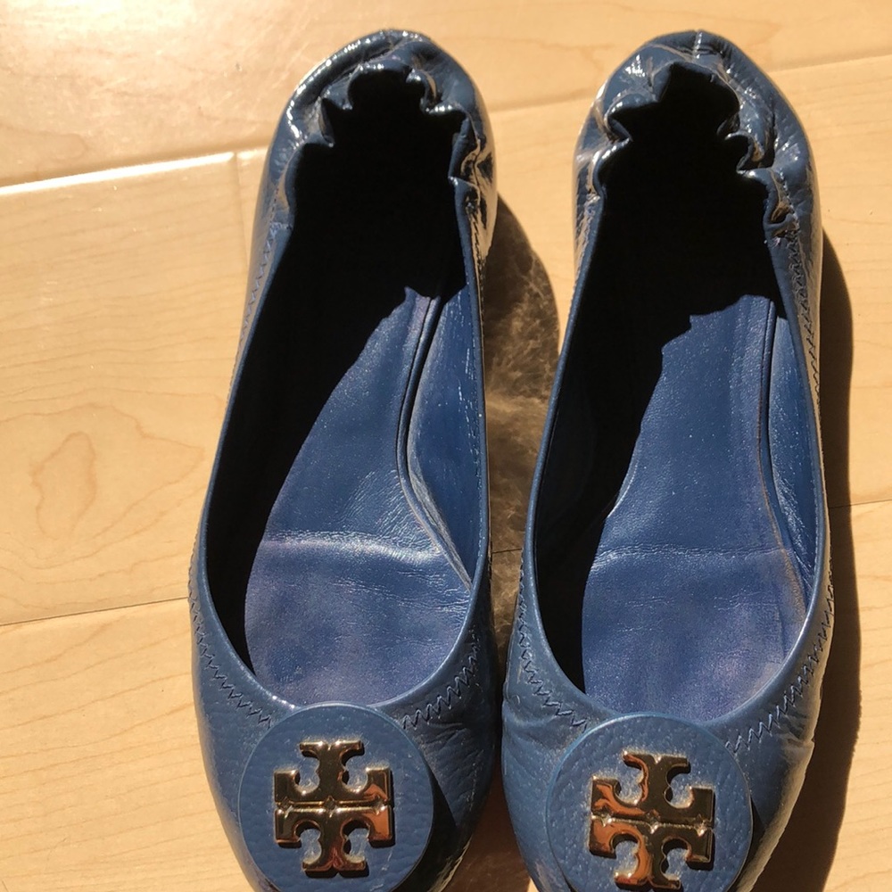 Navy Blue Tory Burch flats.